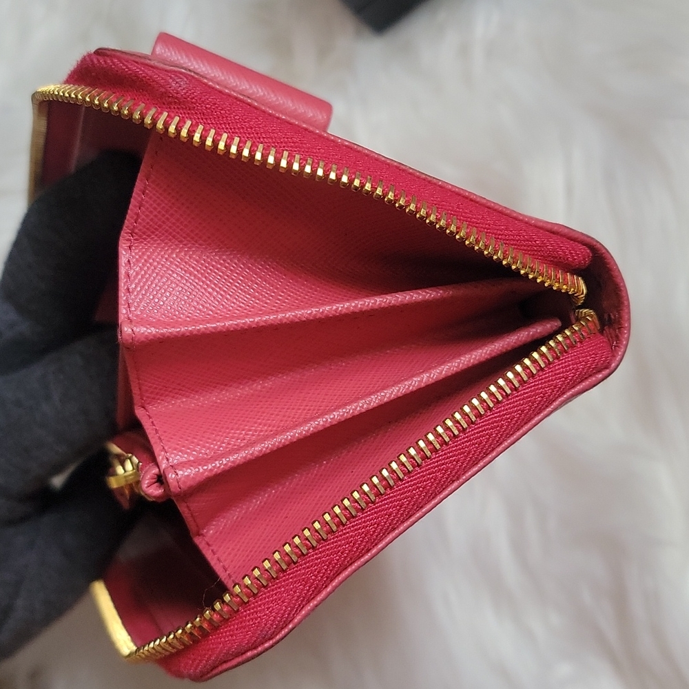 PRADA wallet - Picture 15 of 16